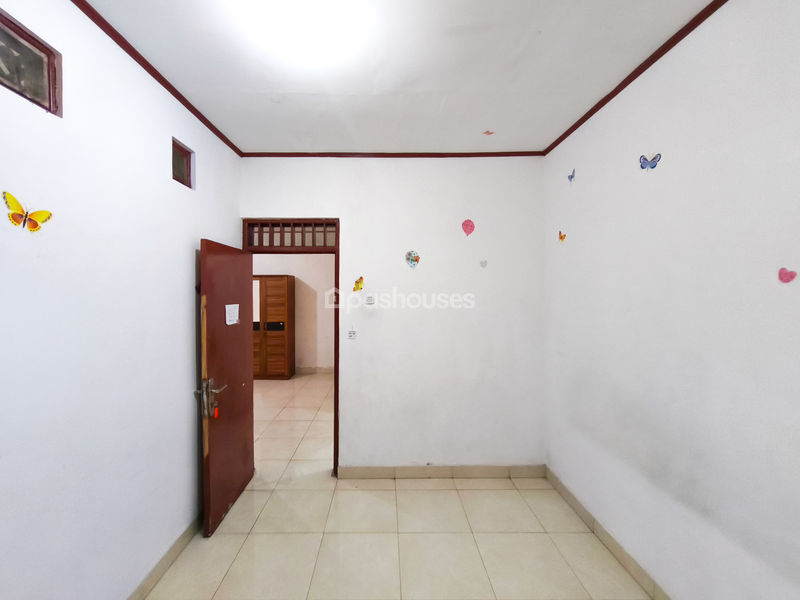 Bintaro Jaya Sektor 5 No.18