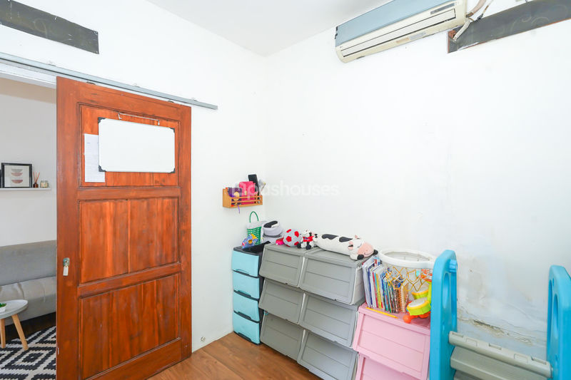 Jalan Parung Bingung No.99