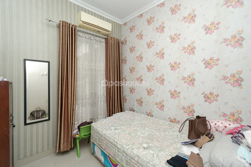 Springville Residence