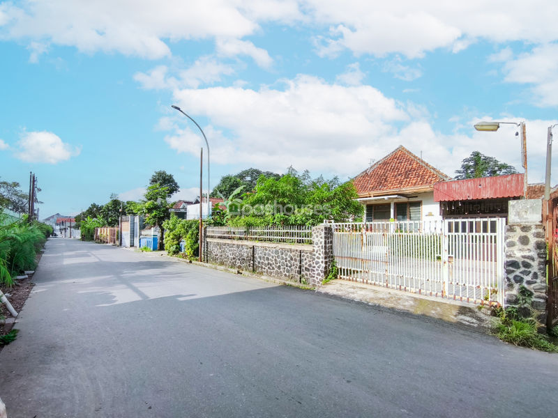 Jalan Ciwaringin No.16 Bogor