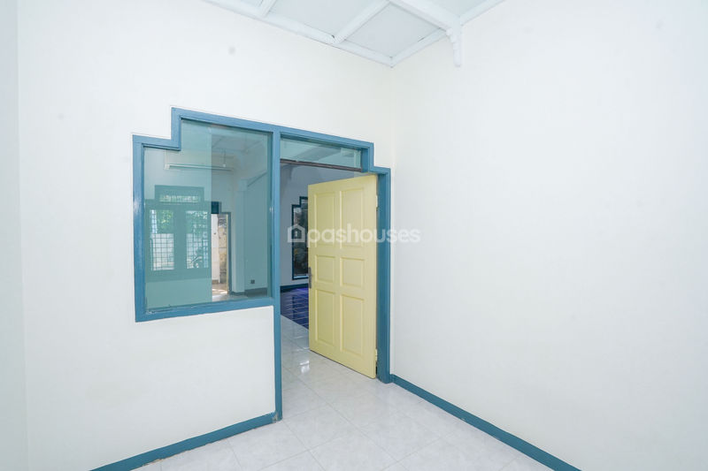 Perumahan Taman Duta Blok E1 No.18