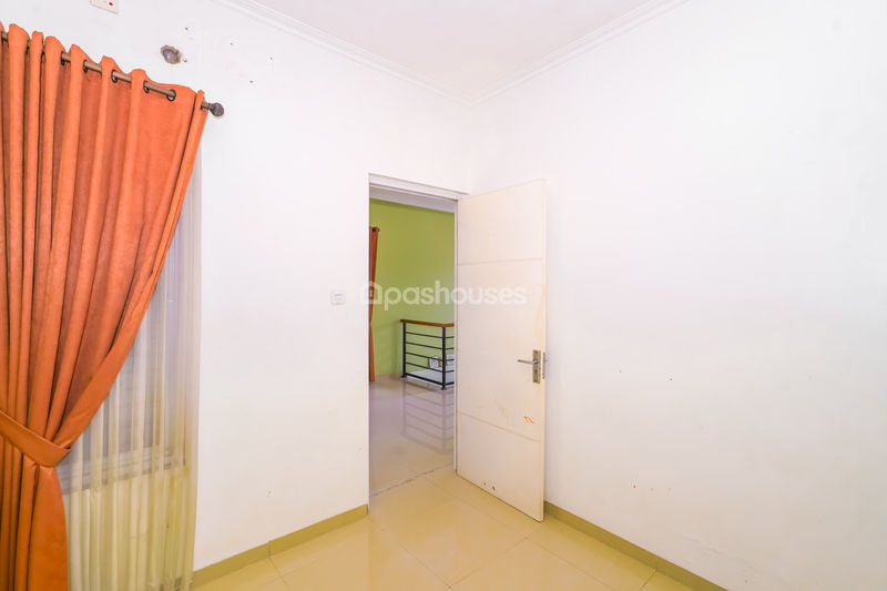 Perumahan Kyendra Town House No.7