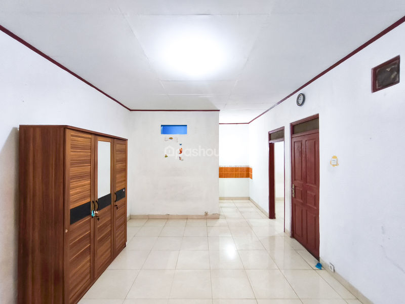 Bintaro Jaya Sektor 5 No.18