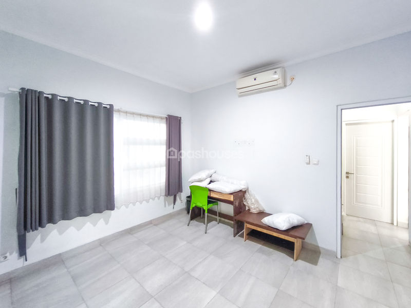 Jalan Cendrawasih Blok B No.2