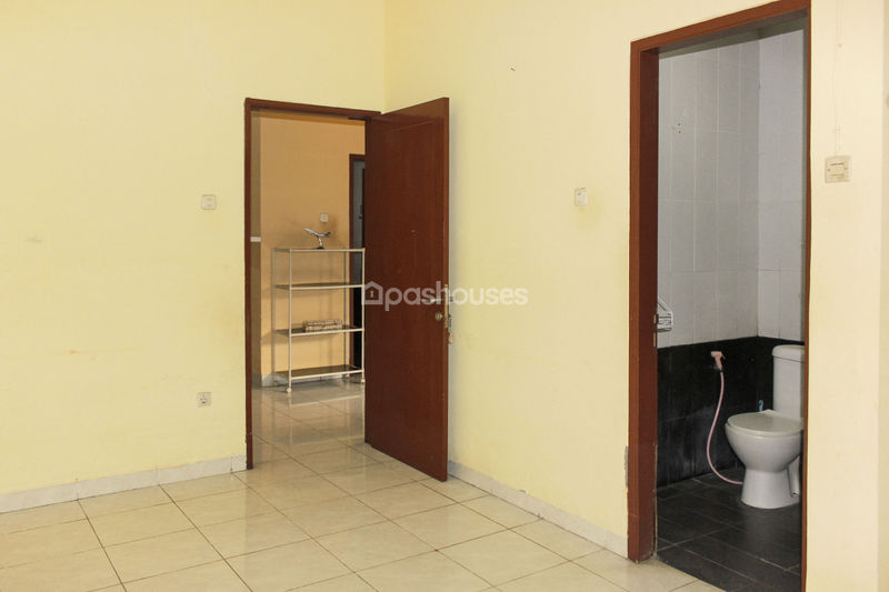 Tajur Town house