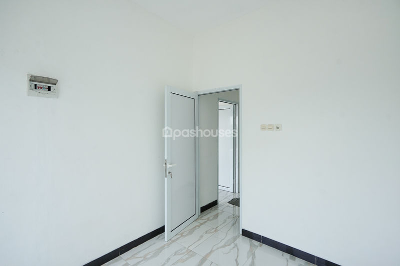 Perumahan Royal Bojongsari Residence Blok B No.10
