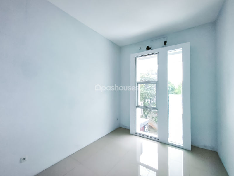 Perumahan Mampang Hills Residence