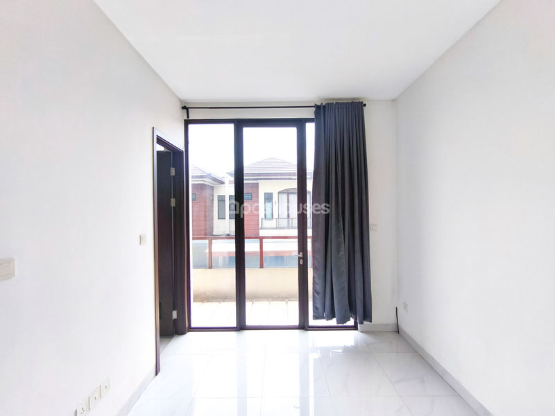 Lavon Swan City Cluster Gracia Blok E No.20