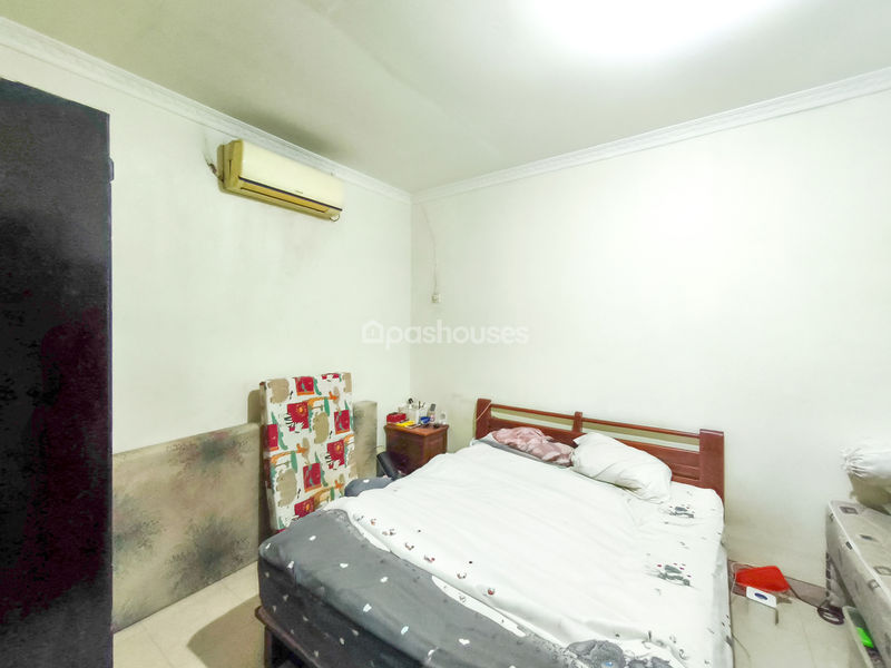 Jalan Dharma Graha IV Blok B8 No.30A