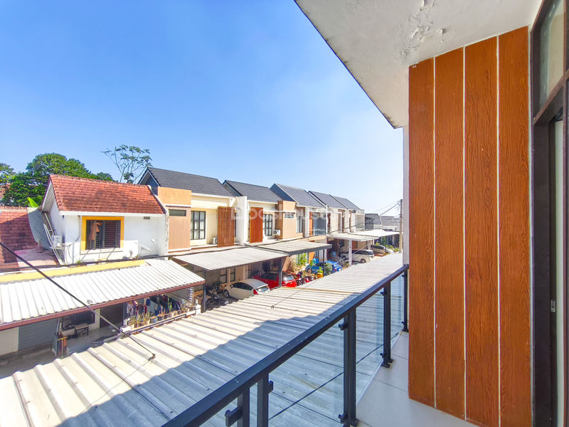 Perumahan D'Hills Residence Pamulang Blok F No.18