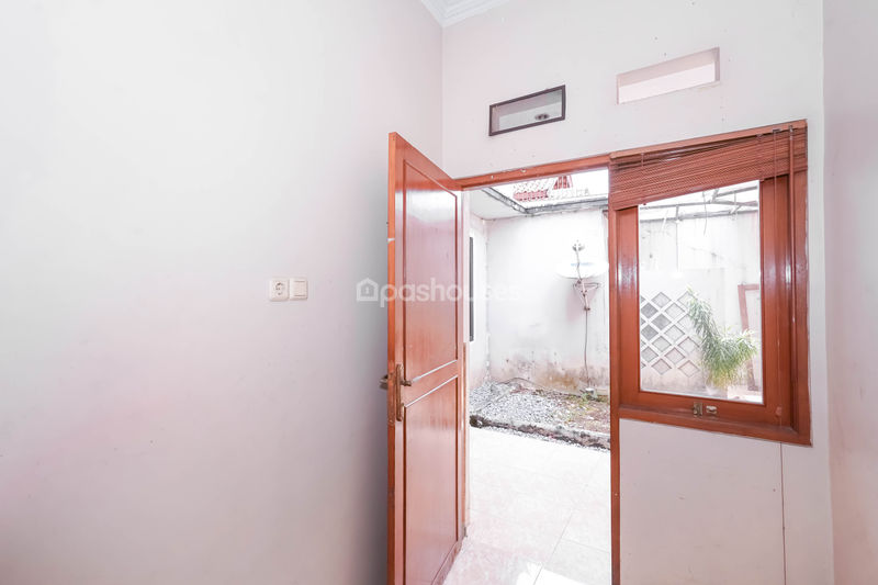 Jalan Belimbing No.30
