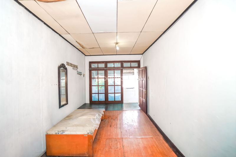 Jalan Pakarena Raya Depok