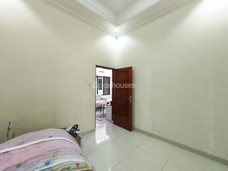 Perumahan Pura Melati Indah Blok F No.8