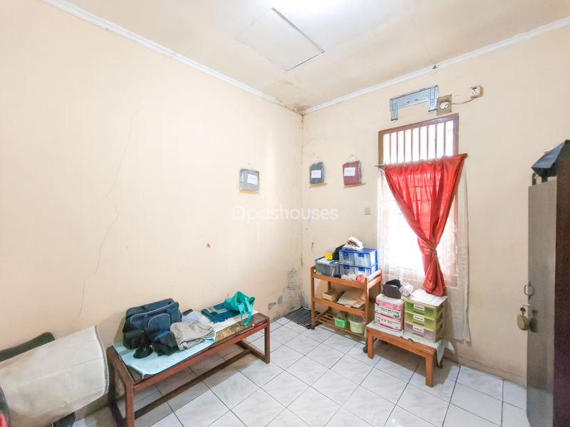 Jalan Galuh IV Blok E