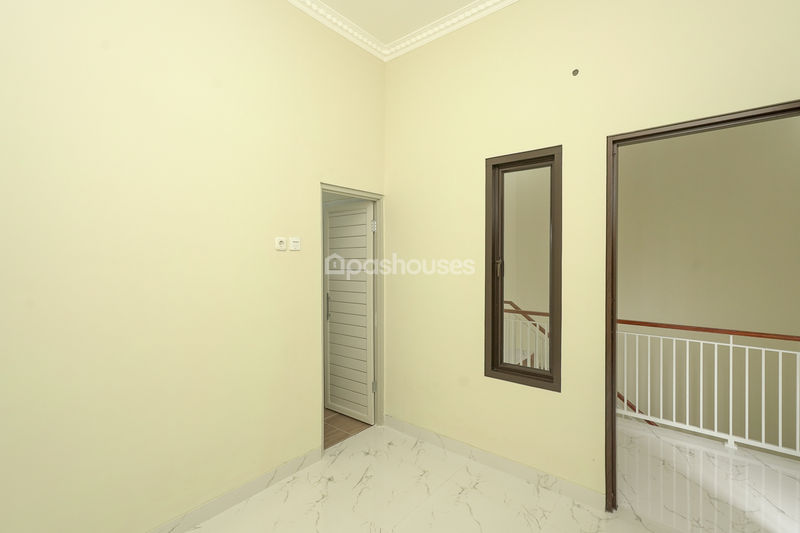 Bekasi Timur Regency 3 Cluster Ivory Blok I6 No.11