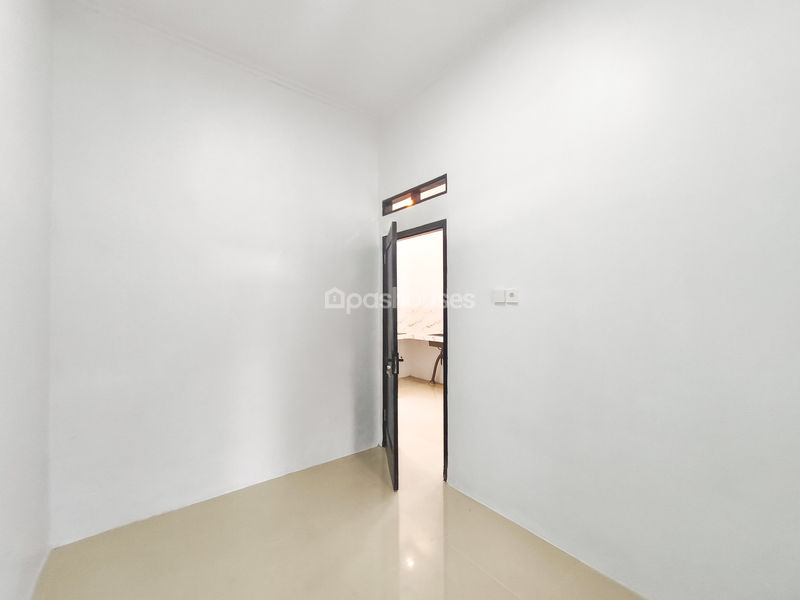Villa Mutiara Gading 3 Blok D2 No.60