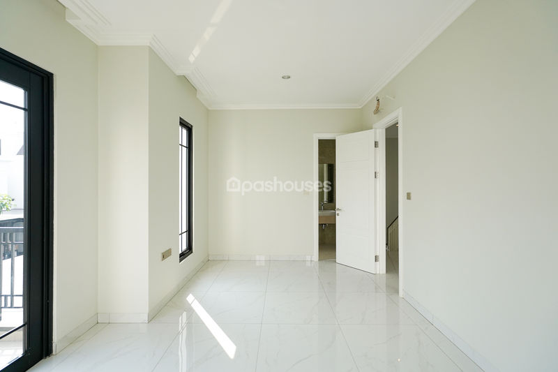 Perumahan Summarecon Crown Gading Cluster Jasmia Blok BA68