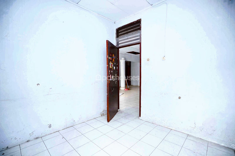 Jalan Cengkeh III