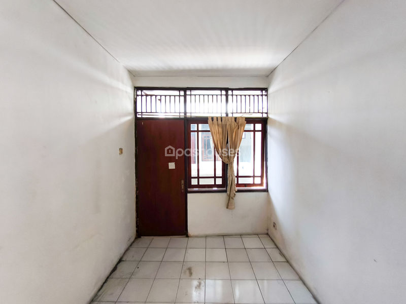 Komplek Villa Gunung Lestari Blok C4 / 26