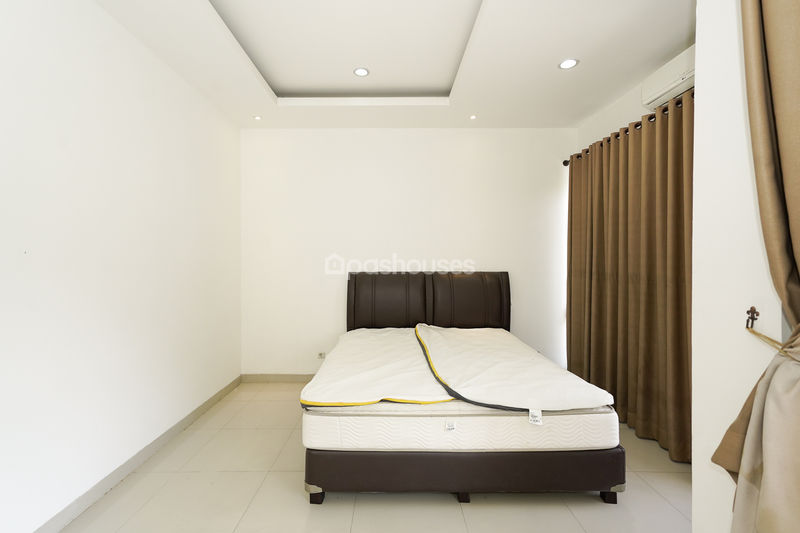 Perumahan The Regent Bekasi