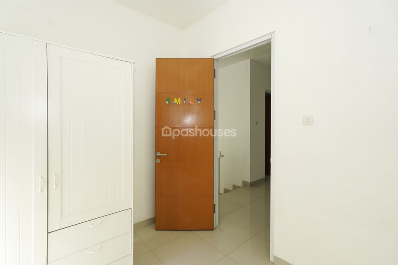 Perumahan The Regent Bekasi