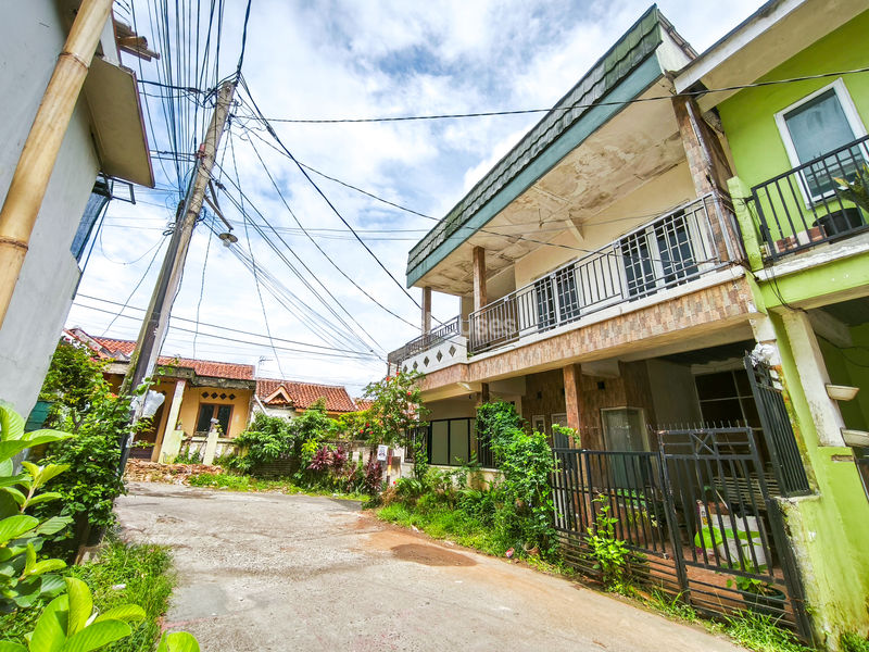 Jalan Kampung Warnasari Blok B No.20