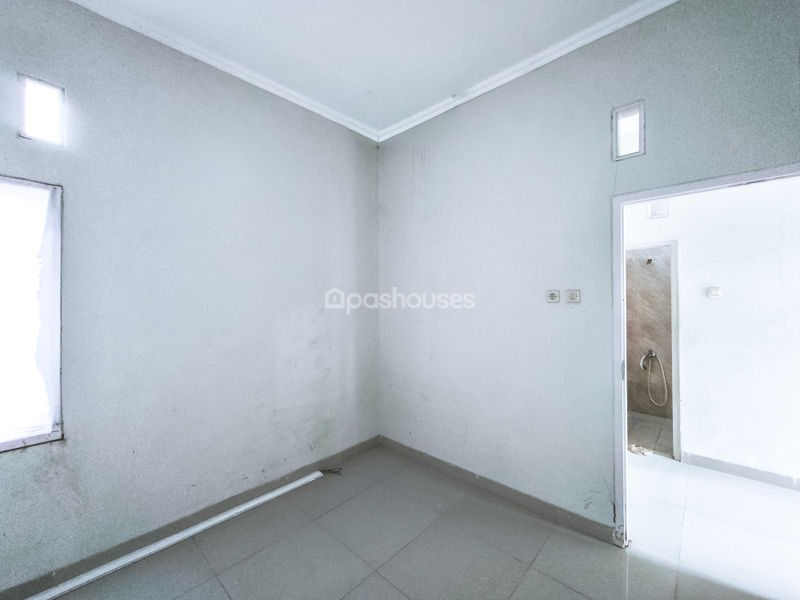 Perumahan Diamond Lake Side Blok Q2 No.9