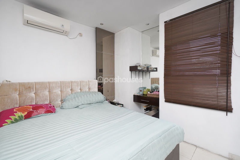 Jatiwaringin Townhouse 2 No.C8-9