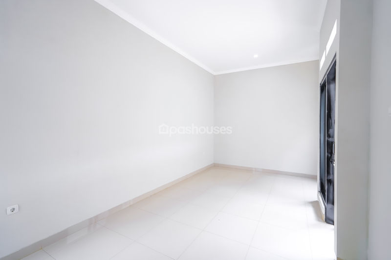 Komplek Megapolitan Cinere Blok J No.334 