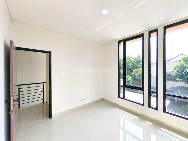 Serpong Garden 2 Cluster Greenland Blok A5 No.3