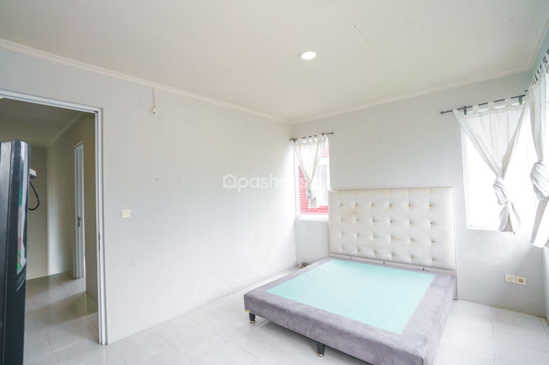 Komplek Mahogany Residence Depok Blok E10