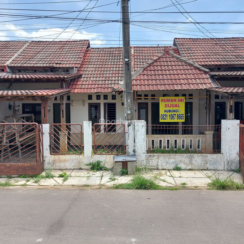 Jalan Zamrud Utara VIII Blok M 3 No.49
