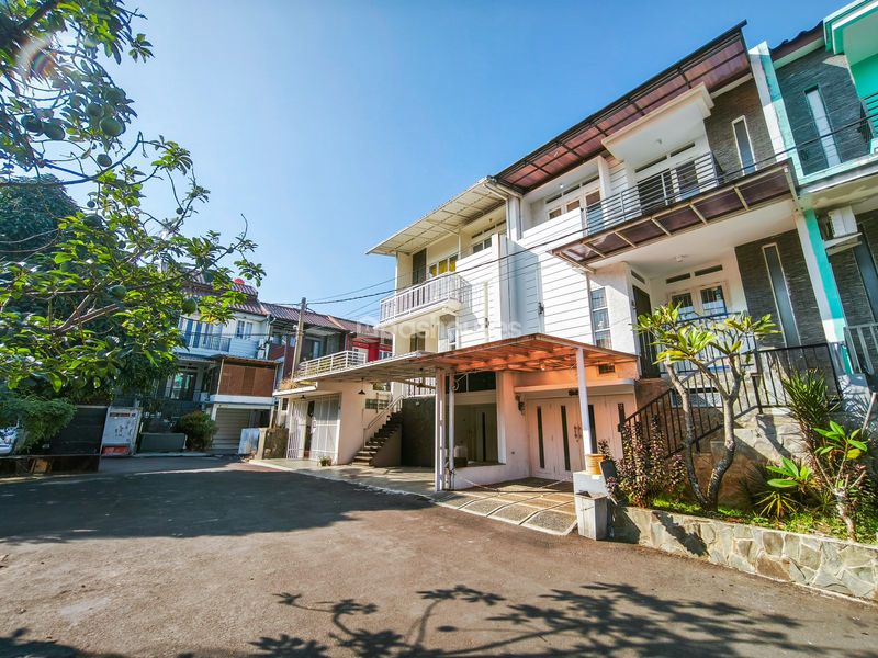 Perumahan Cyber Orchid Town House Blok B2