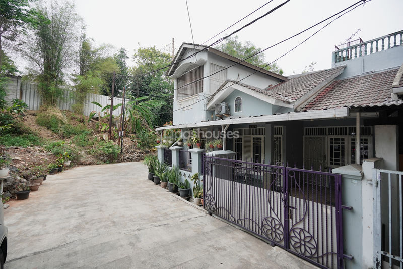 Bumi Mutiara Blok JC19 No.8