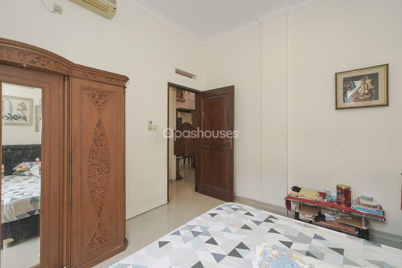 Jalan Tebet Timur Dalam 10 A No. 1