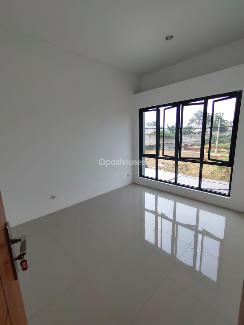 Perumahan The Boulevard Jalan Pangrango Raya No.8