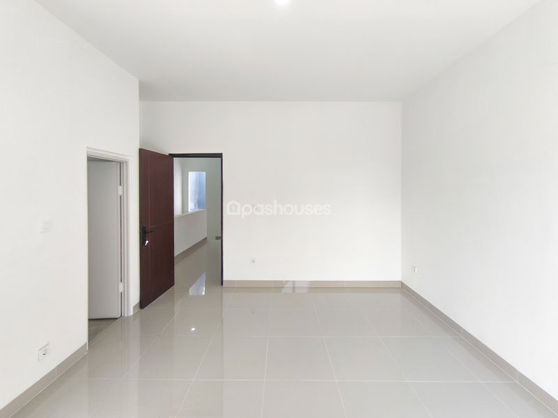Regency Melati Mas Blok E6 No.8