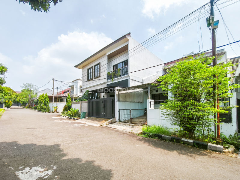 Villa Bogor Indah Blok EE3 No.2