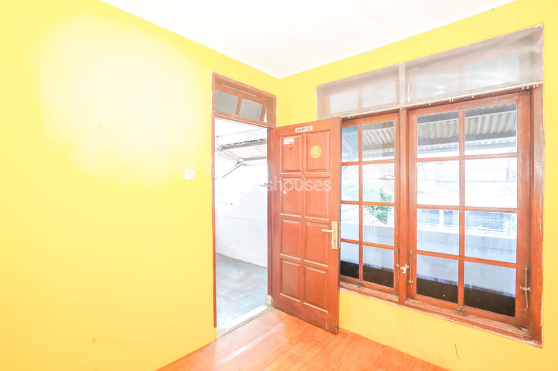 Jalan Pakarena Raya Depok