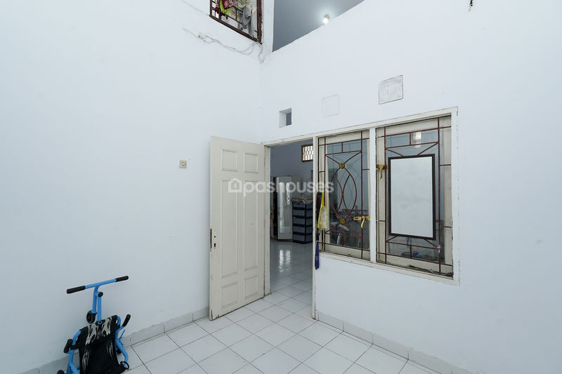 Jalan Kenanga Indah 9 No.52 Bekasi
