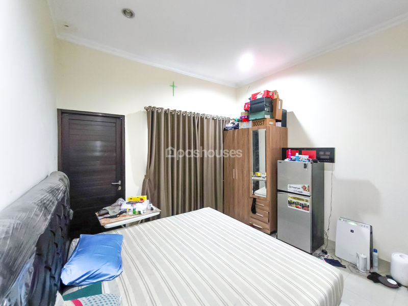 Perumahan Taman Meruya Ilir Blok B3 No.6