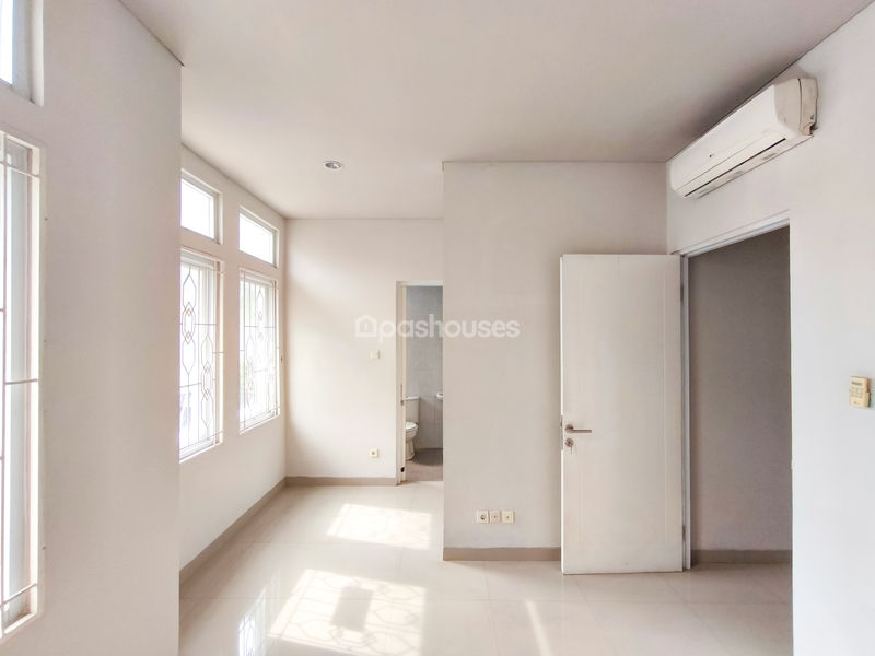 Parkville Serpong Cluster Canola