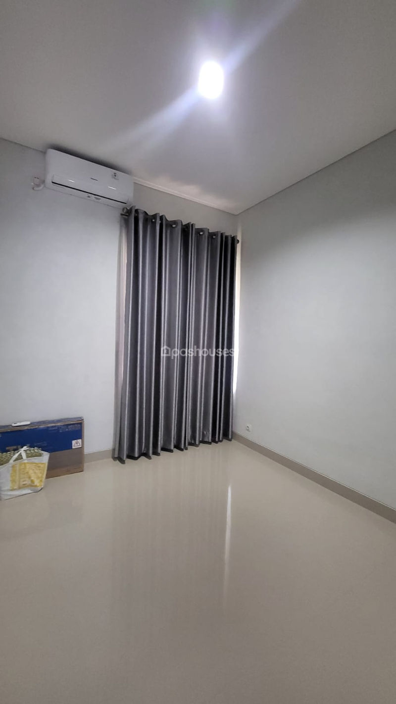 Perumahan Kemang Pratama No.16