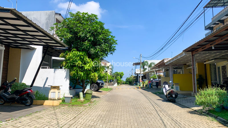 Metro Residence