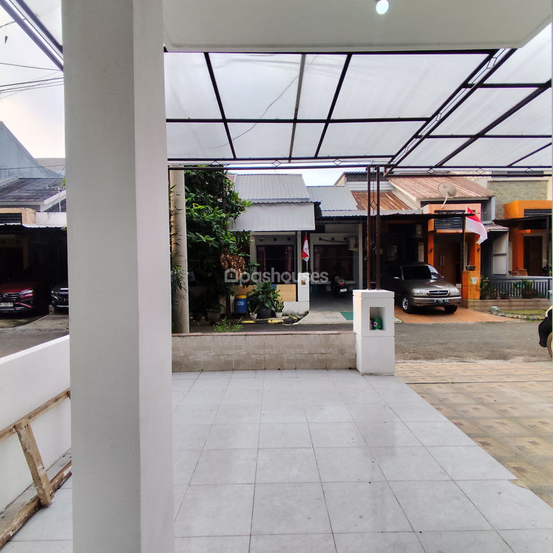 Graha Raya Cluster Celesta Blok H No.18