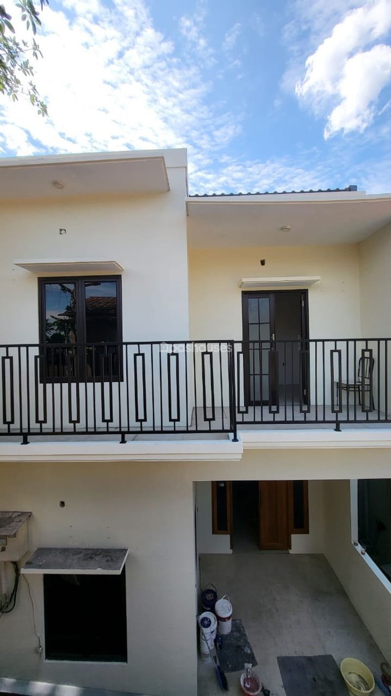 Jalan Tanah Merdeka Ciracas