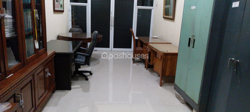 Komplek Departemen Perdagangan Ciledug Blok B No.20