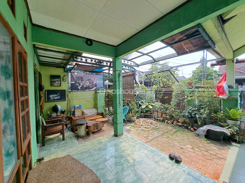 Permata Pamulang Blok H2 No.1
