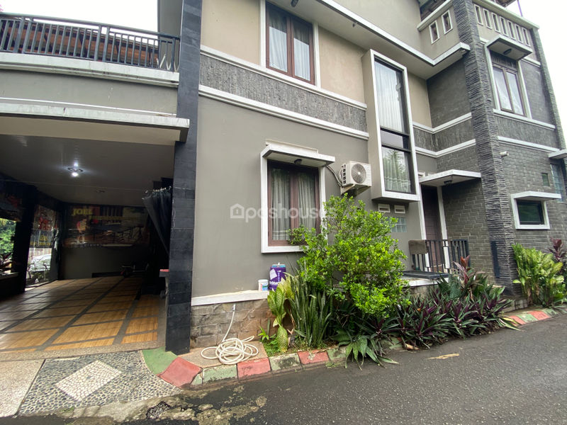 Perumahan Cibubur Residence Cluster Maplewood Blok E2
