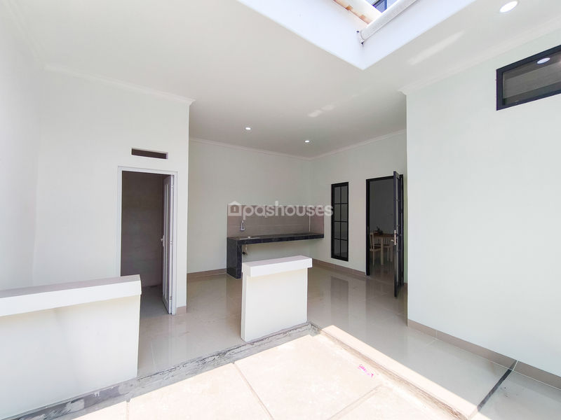 Jalan Dahlia Indah 1 Blok Gd No. 4b